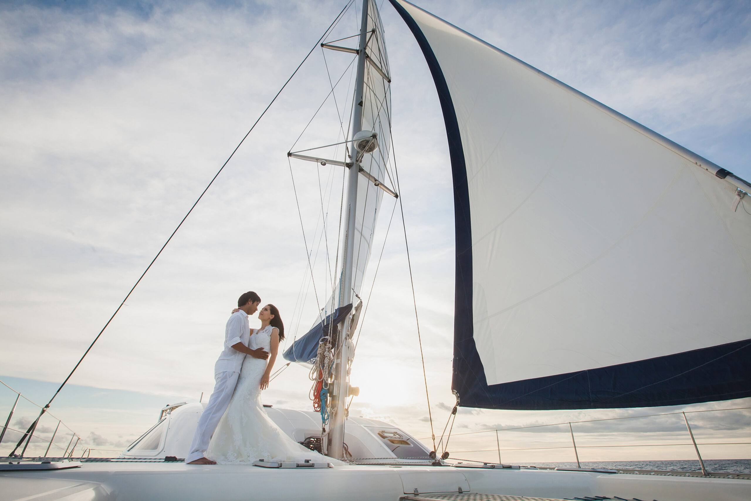 Beautiful,Wedding,Couple,Bride,And,Groom,On,Yacht,At,Wedding